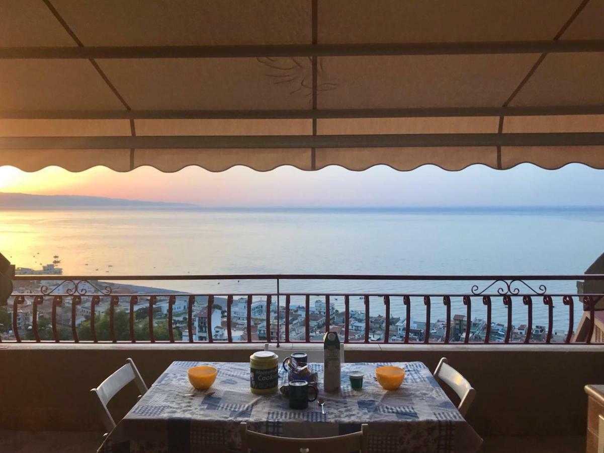 La Casa Del Sole Sorgente Διαμέρισμα Letojanni Εξωτερικό φωτογραφία