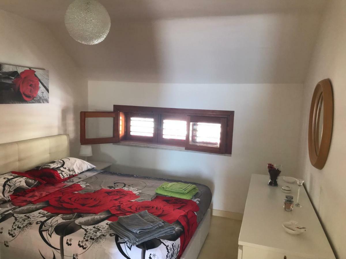 La Casa Del Sole Sorgente Διαμέρισμα Letojanni Εξωτερικό φωτογραφία